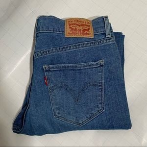 Levi’s WOMENS SIZE 4 STRAIGHT JEANS